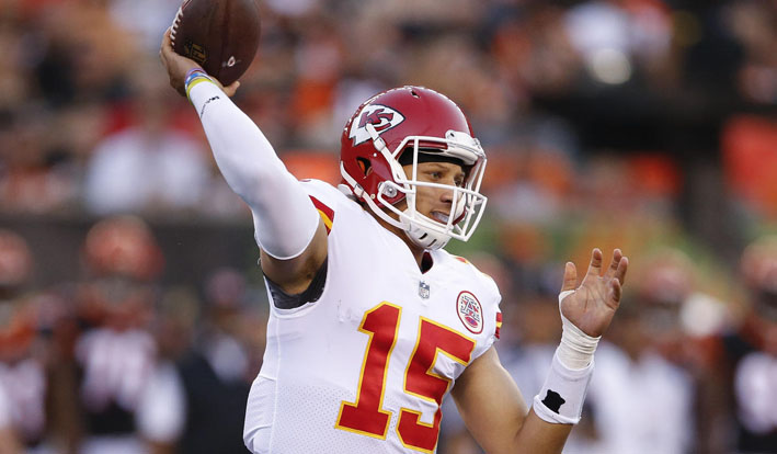 Patrick Mahomes will be leading the Chiefs in their 2018 NFL Preseason Week 2 match against the Falcons.