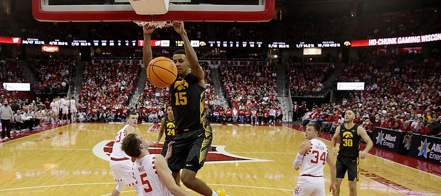 Iowa vs Richmond → March Madness Predictions Betting & Preview Game