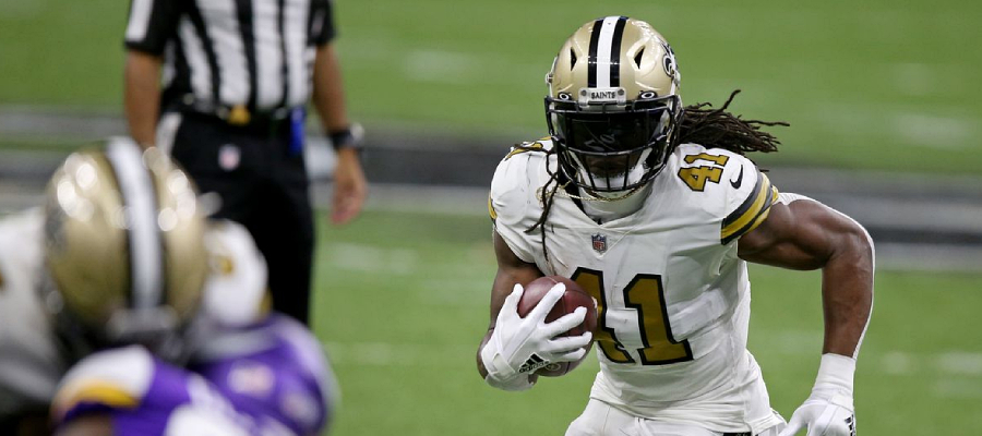 NFL 2022 Betting Picks & Analysis For NFC South