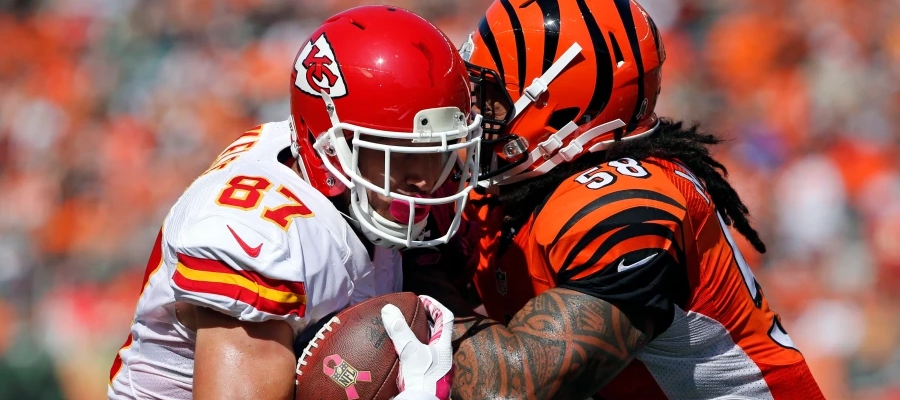 NFL Betting Odds & Predictions for Week 13 : Chiefs vs Bengals