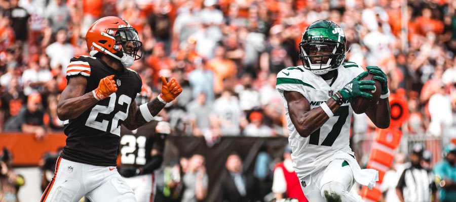 Jets vs Browns TNF Week 17 Betting Odds and Score Prediction